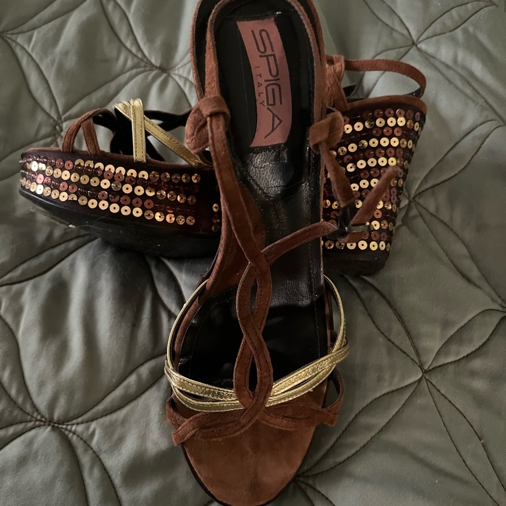 Very Sharp Unusual Platform Shoes Comfortable Bro… - image 4